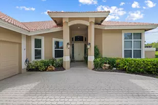 1207 Manor Dr S, Weston, FL 33326 - Photo 5