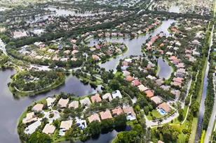 1207 Manor Dr S, Weston, FL 33326 - Photo 45