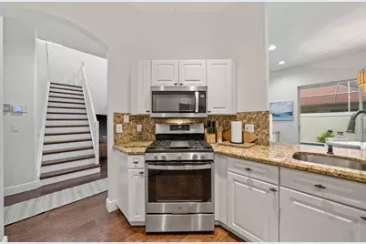 33 Monterey Pointe Drive, Palm Beach Gardens, FL 33418 - Photo 15