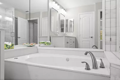33 Monterey Pointe Drive, Palm Beach Gardens, FL 33418 - Photo 15