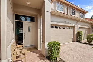 33 Monterey Pointe Dr, Palm Beach Gardens, FL 33418 - Photo 1