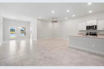 8605 Giovanni Avenue, Fort Pierce, FL 34951 - Photo 11