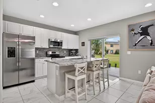 2910 NW Treviso Cir, Port Saint Lucie, FL 34986 - Photo 13