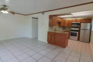 6636 SW 41st St, Davie, FL 33314 - Photo 9