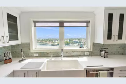 333 Sunset Drive #708, Fort Lauderdale, FL 33301 - Photo 9