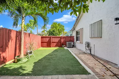 3343 NW 79th Way, Davie, FL 33024 - Photo 39