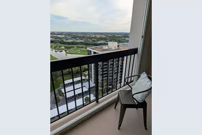 2425 Presidential Way #1905, West Palm Beach, FL 33401 - Photo 5