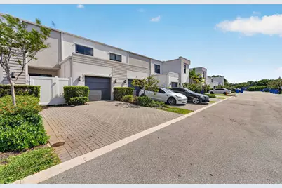 527 NW 17th Street, Fort Lauderdale, FL 33311 - Photo 27
