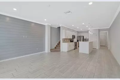 2854 Bard Street, Palm Springs, FL 33406 - Photo 11