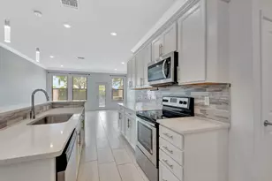 2854 Bard St, Palm Springs, FL 33406 - Photo 3