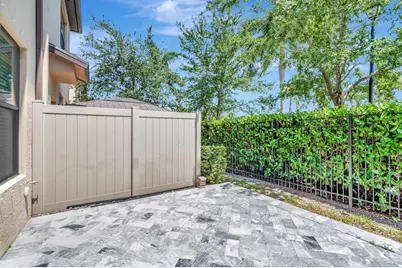 2854 Bard Street, Palm Springs, FL 33406 - Photo 25