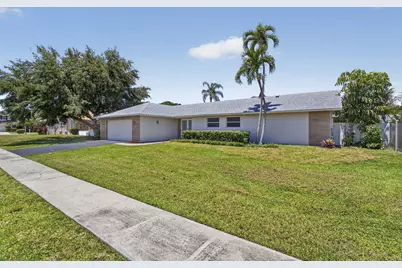 12890 Guilford Circle, Wellington, FL 33414 - Photo 3
