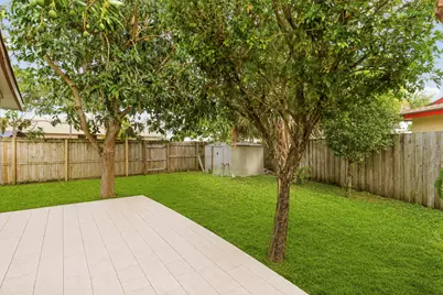 3814 Van Cott Circle, West Palm Beach, FL 33403 - Photo 25