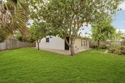 3814 Van Cott Circle, West Palm Beach, FL 33403 - Photo 19