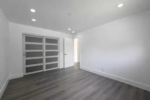 2785 N Reo Ln N, Palm Springs, FL 33461 - Photo 5