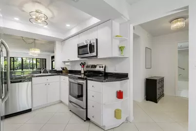 5121 Oak Hill Lane #412, Delray Beach, FL 33484 - Photo 5