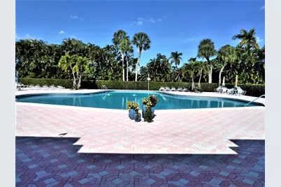 2911 Ashley Dr #J, West Palm Beach, FL 33415 - Photo 25