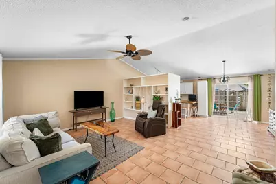 5202 Tarregon Lane, Palm Beach Gardens, FL 33418 - Photo 25