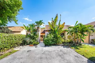 5202 Tarregon Ln, Palm Beach Gardens, FL 33418 - Photo 1