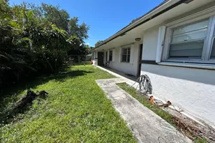 6140 SW 41st Ct, Davie, FL 33314 - Photo 9
