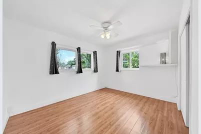 1101 SW 1st Avenue, Pompano Beach, FL 33060 - Photo 11