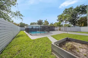 1721 N 16th Ct, Hollywood, FL 33020 - Photo 41