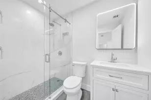 1721 N 16th Ct, Hollywood, FL 33020 - Photo 11