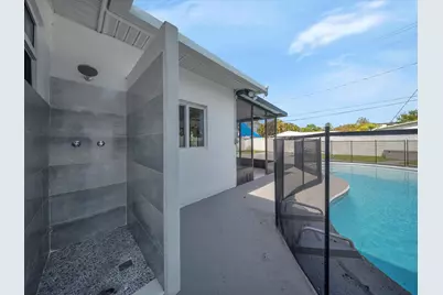 1721 N 16th Court, Hollywood, FL 33020 - Photo 17
