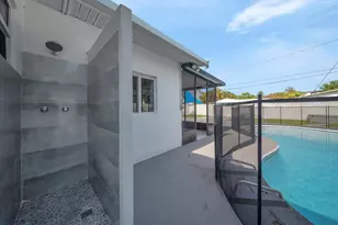 1721 N 16th Ct, Hollywood, FL 33020 - Photo 17