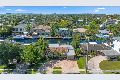 330 SE 9th Court, Pompano Beach, FL 33060 - Photo 7
