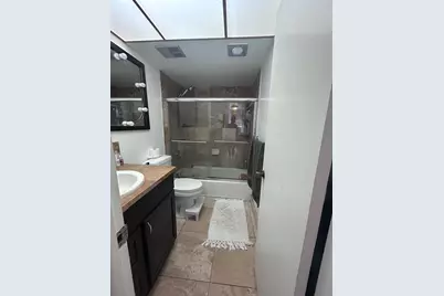 7300 NW 17th Street #402, Plantation, FL 33313 - Photo 5