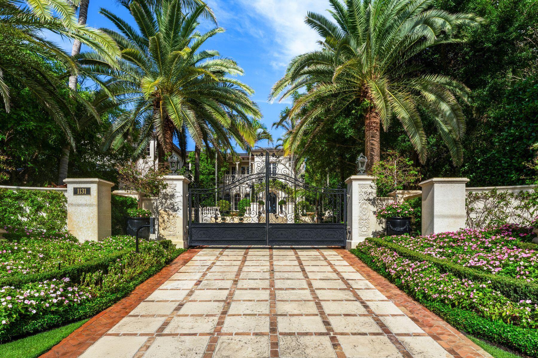 1131 Hillsboro Mile main architectural view
