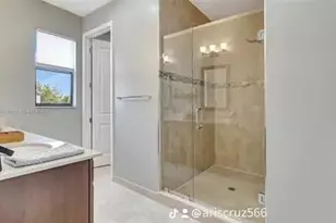 20908 NW 1st Dr, Pembroke Pines, FL 33029 - Photo 9