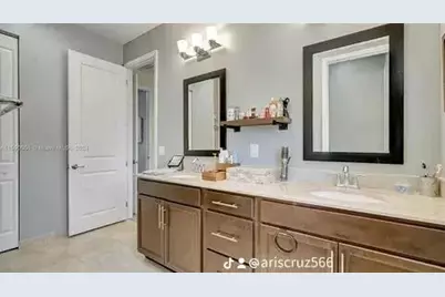 20908 NW 1st Drive, Pembroke Pines, FL 33029 - Photo 25