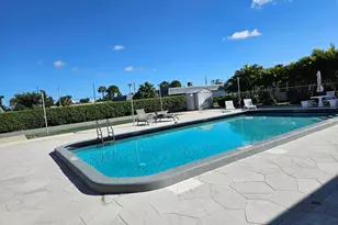 2886 E Fernley Dr Dr E, West Palm Beach, FL 33415 - Photo 29