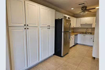 2886 E Fernley Dr Drive E #1, West Palm Beach, FL 33415 - Photo 7