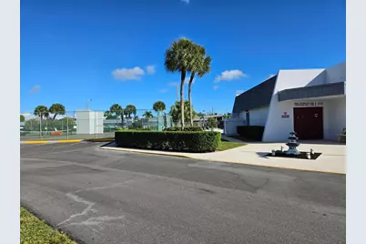 2886 E Fernley Dr Drive E #1, West Palm Beach, FL 33415 - Photo 15
