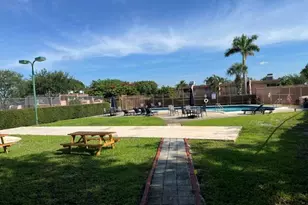 54 Matador Ln, Davie, FL 33324 - Photo 11