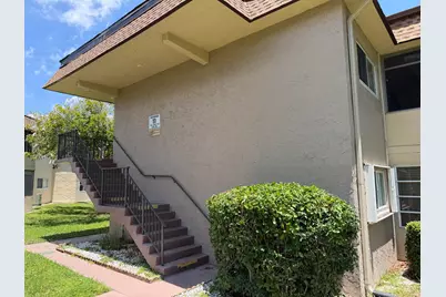 752 Lori Drive #210, Palm Springs, FL 33461 - Photo 3