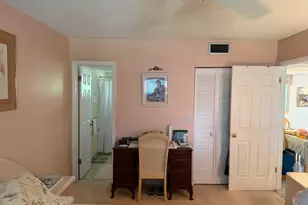 752 Lori Dr, Palm Springs, FL 33461 - Photo 25