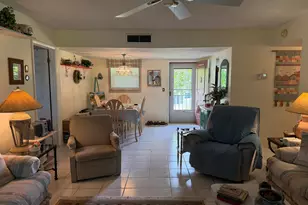 752 Lori Dr, Palm Springs, FL 33461 - Photo 17
