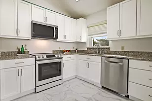 7852 Lake Champlain Ct, Delray Beach, FL 33446 - Photo 13
