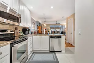 216 Barcelona Dr, Jupiter, FL 33458 - Photo 7
