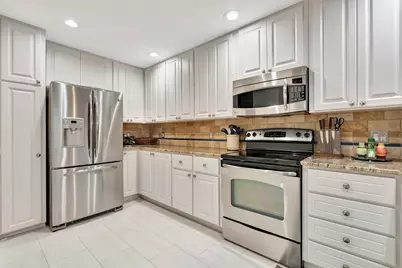 216 Barcelona Drive, Jupiter, FL 33458 - Photo 13