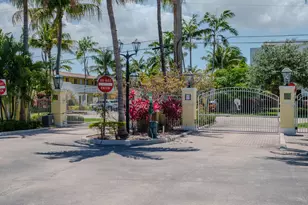 2660 NE 8th Ave, Wilton Manors, FL 33334 - Photo 3