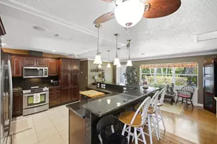 108 Carlisle Ln, Port Saint Lucie, FL 34952 - Photo 15