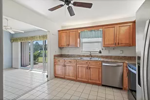 3184 SW Sunset Trace Cir, Palm City, FL 34990 - Photo 9