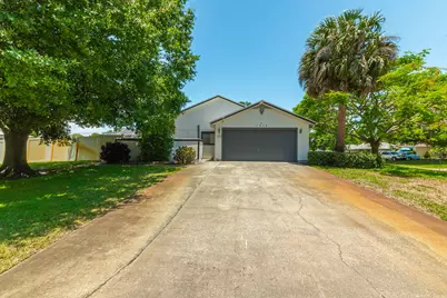 1616 SW 20th St Street SW, Vero Beach, FL 32962 - Photo 7