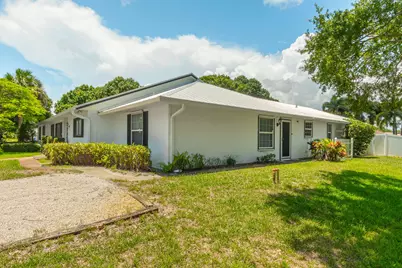 1616 SW 20th St Street SW, Vero Beach, FL 32962 - Photo 31