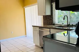 8136 NW 21st Ct, Sunrise, FL 33322 - Photo 3